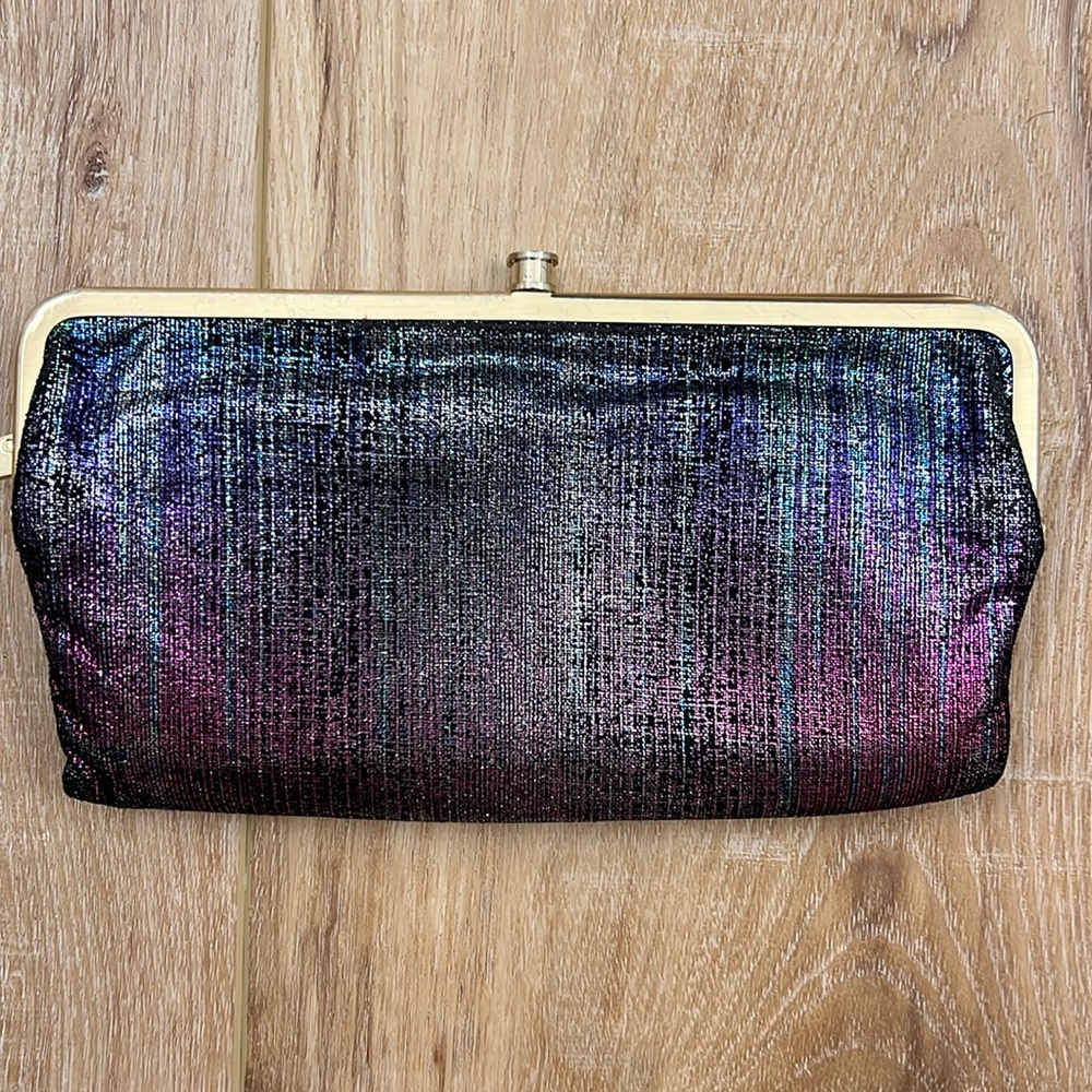HOBO Multicolor Metallic Clutch